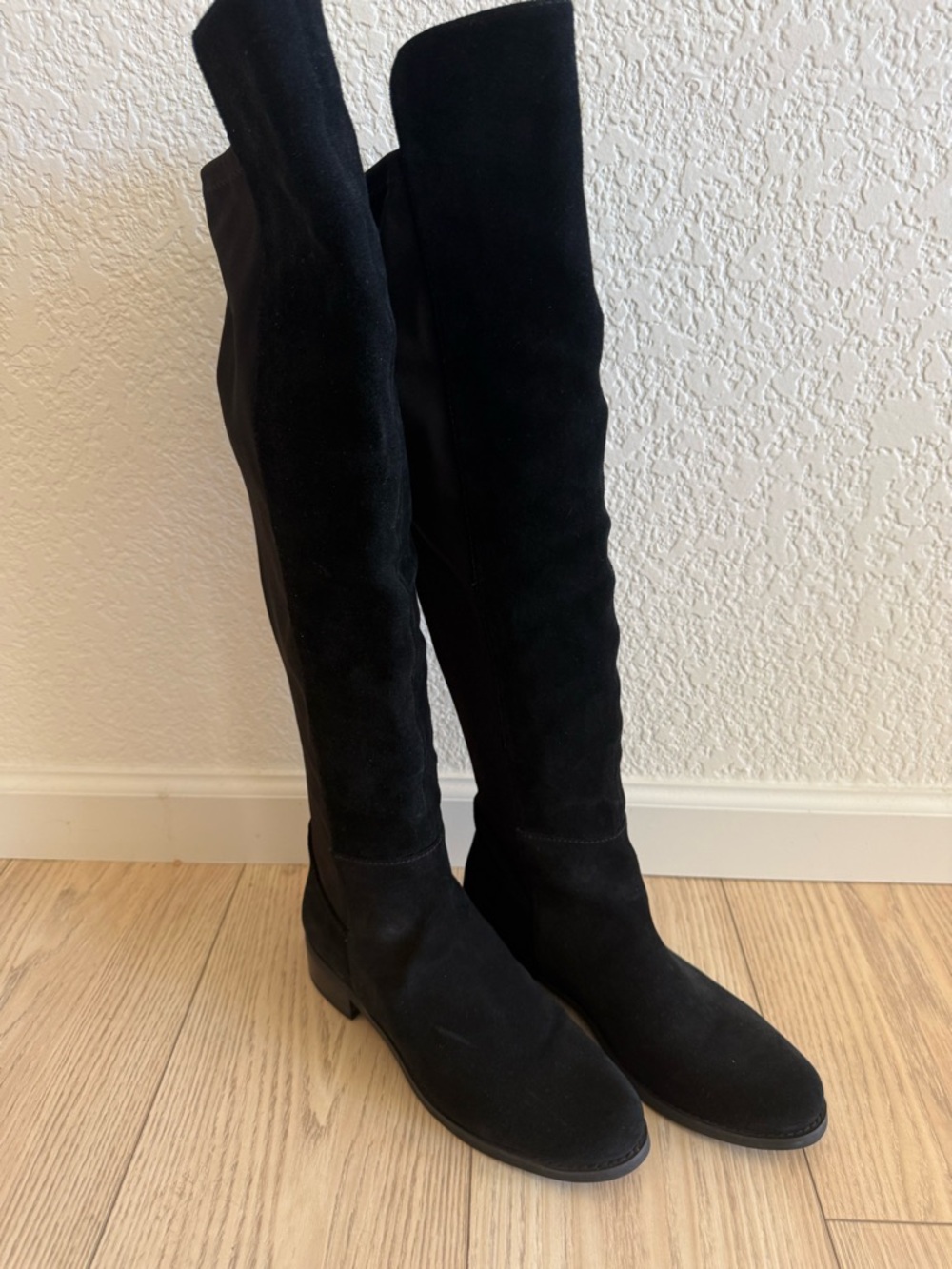 BLONDO black suede leather waterproof over the knee flat boots size 7.5